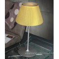 Hot Sell Modern Yellow Lampshade Table Lights (268T2)